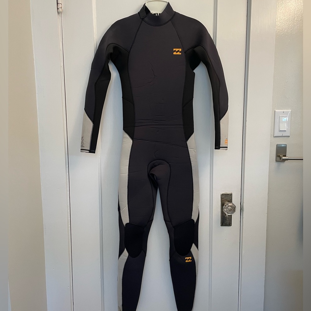 Billabong Youth Absolute Wetsuit 4/3 Size 14 Excellent Condition
